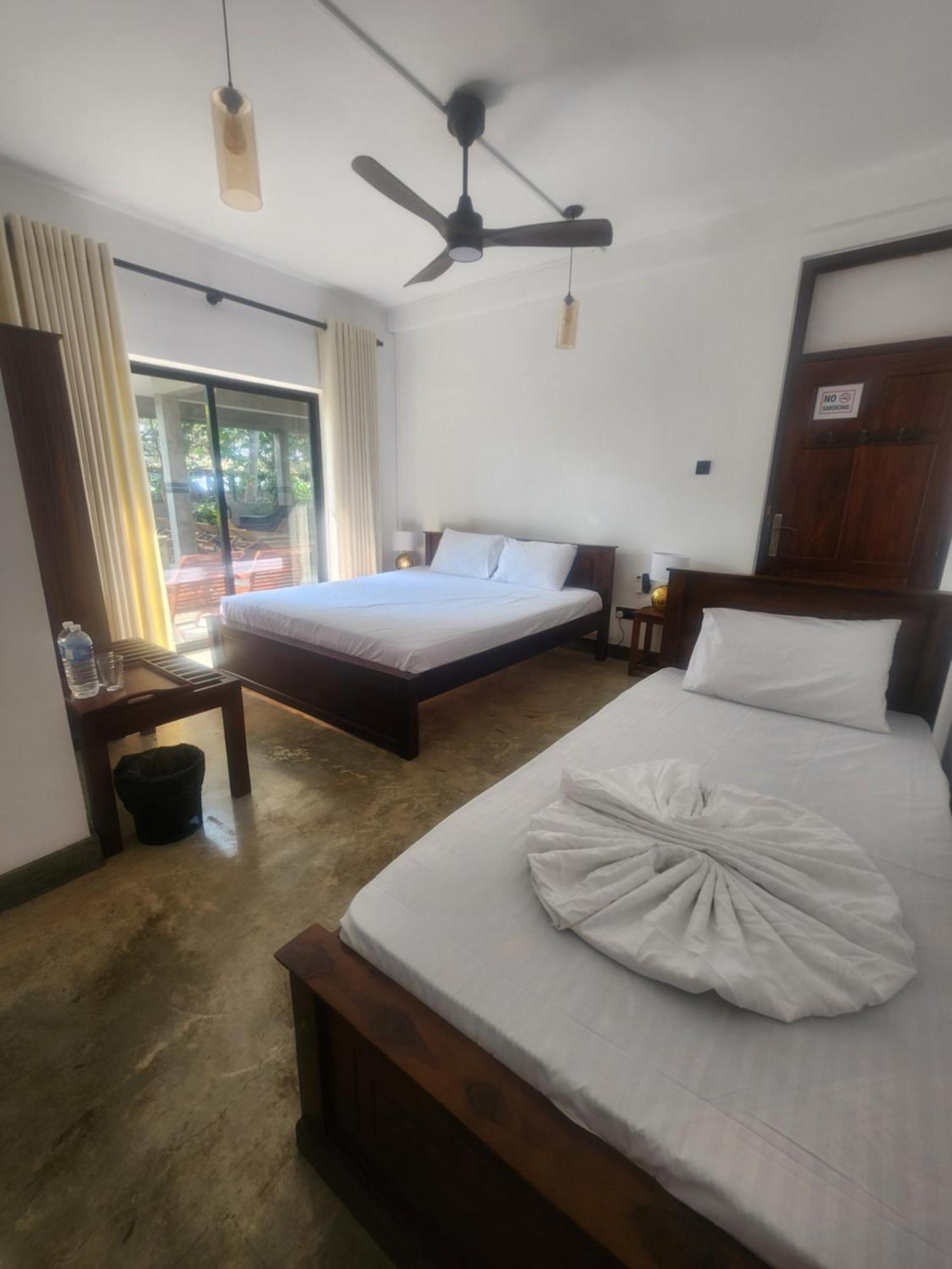 Red Sun Beach Villa Kosgoda Luaran gambar